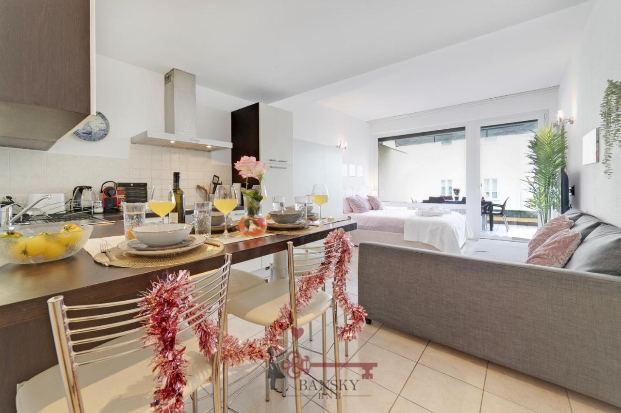 'Cuore Di Rose' Parking - Welcome Set, Netflix, For 4 Persons -By Easylife Swiss Lugano Ngoại thất bức ảnh